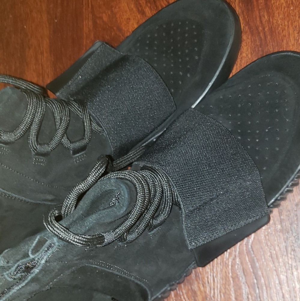 ADIDAS YEEZY BOOST 750 TRIPLE BLACK BLACK